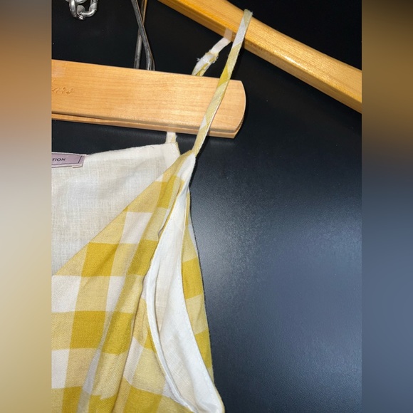 BCBGeneration Yellow Gingham V-Neck Wrap Dress Size Small NWT - Picture 8 of 9